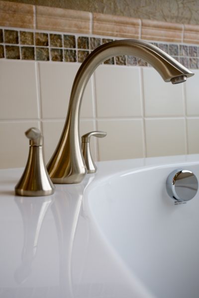 Cost of Bathtub Faucet Repair in Tucson