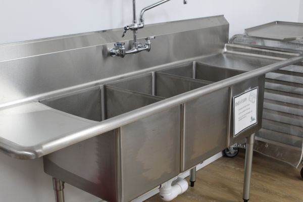 Cost of Utility Sink Installation in Tucson